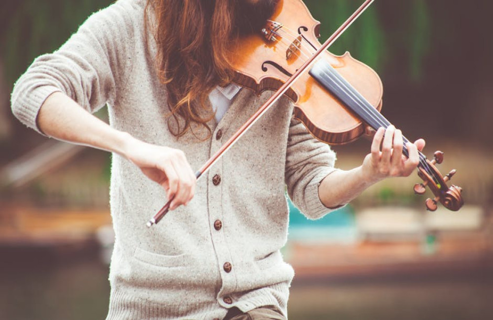 Muziek, een emotionele verbinding bij afscheid!